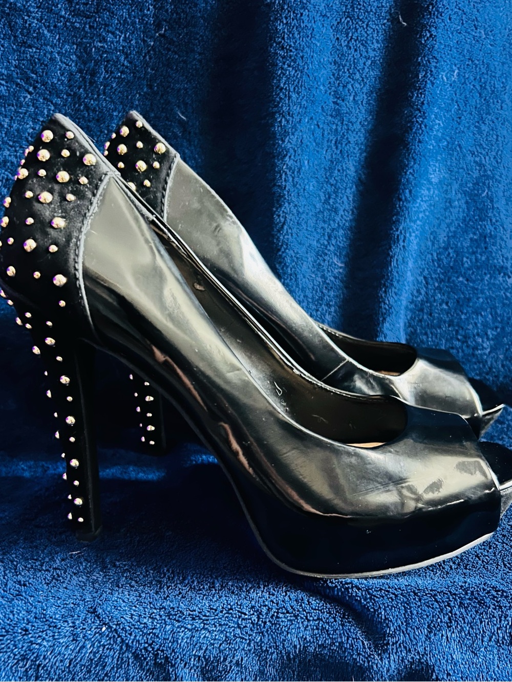 Jessica Simpson Black Studded Peep-Toe Pumps